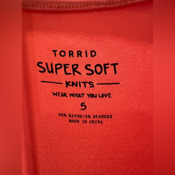 Torrid - Picture 2 of 7